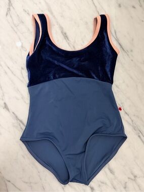 Yumiko NWOT Anna Leotard Kids Size 14 in Storm/Pisces/Petal Colors